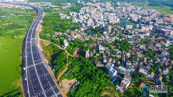 高空航拍?？谑泻Ｐ憧焖俑傻佬圩恕：蠹瘓F全媒體中心記者 張茂 實習(xí)生 吳英艷 攝